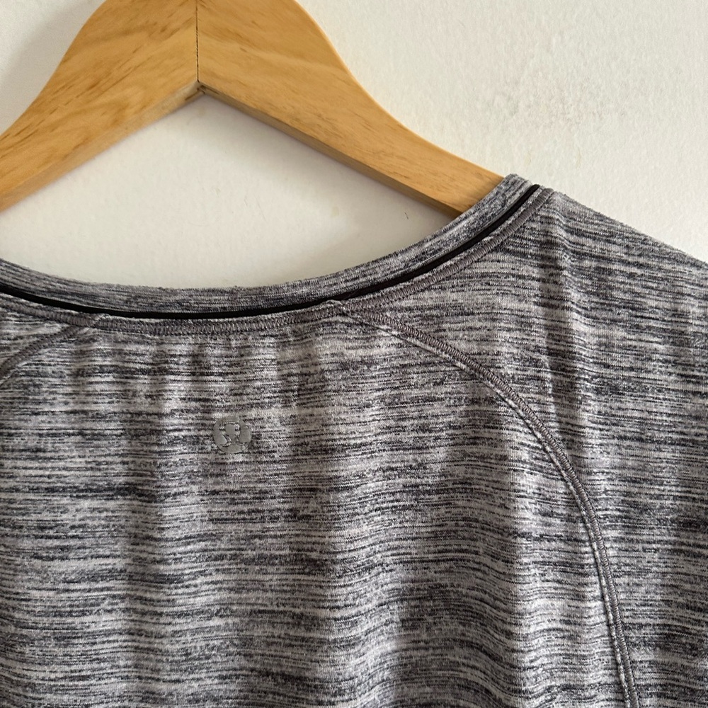 Lululemon Athletica Gray Spaced Out Space Dye Another Mile Short Sleeve Tee - Picture 9 of 10